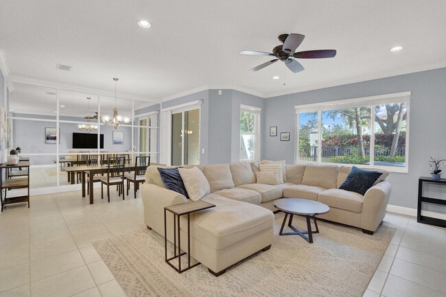 Building Photo - 2005 Foxtail View Ct