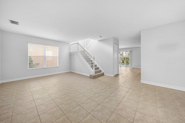 Building Photo - 8845 Sandy Crest Ln