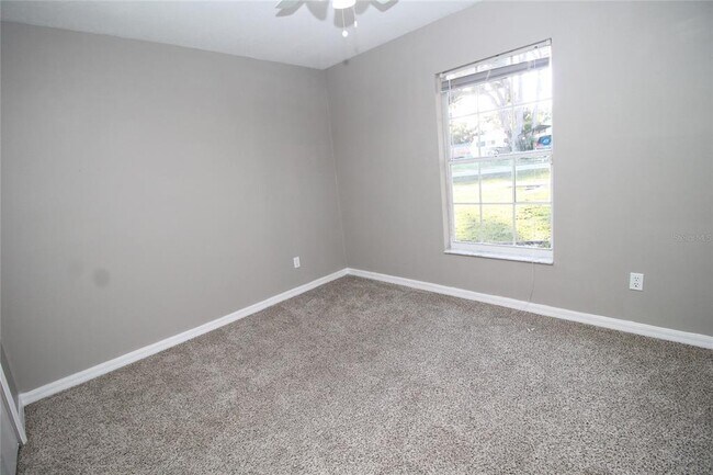 Building Photo - 903 S Disston Ave