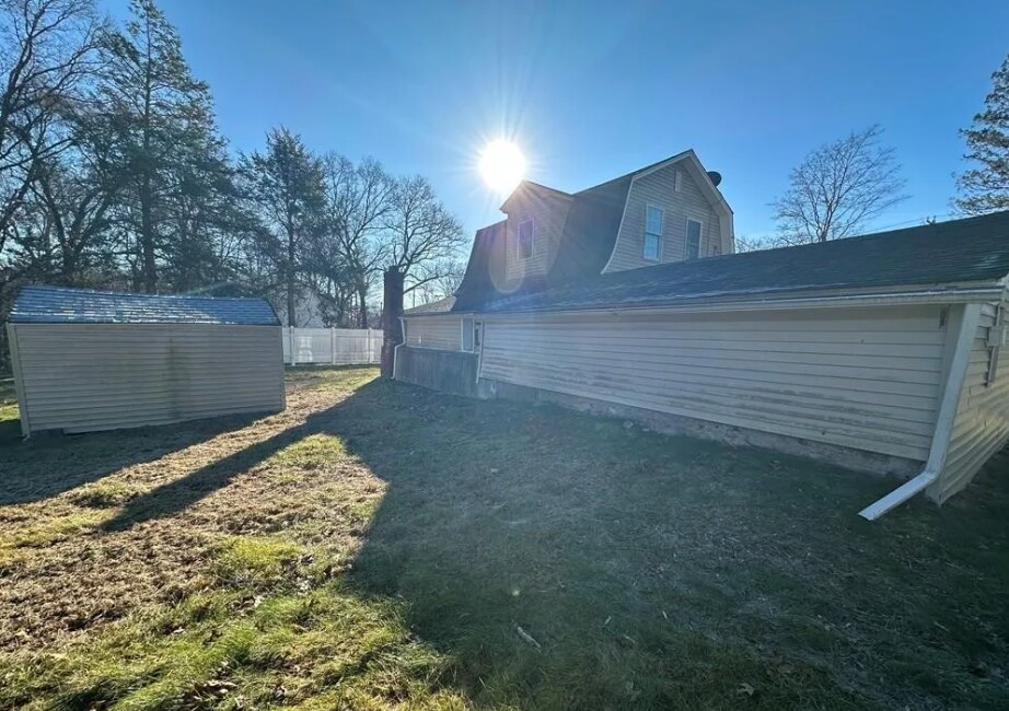 Building Photo - 1528 Portland-Cobalt Rd