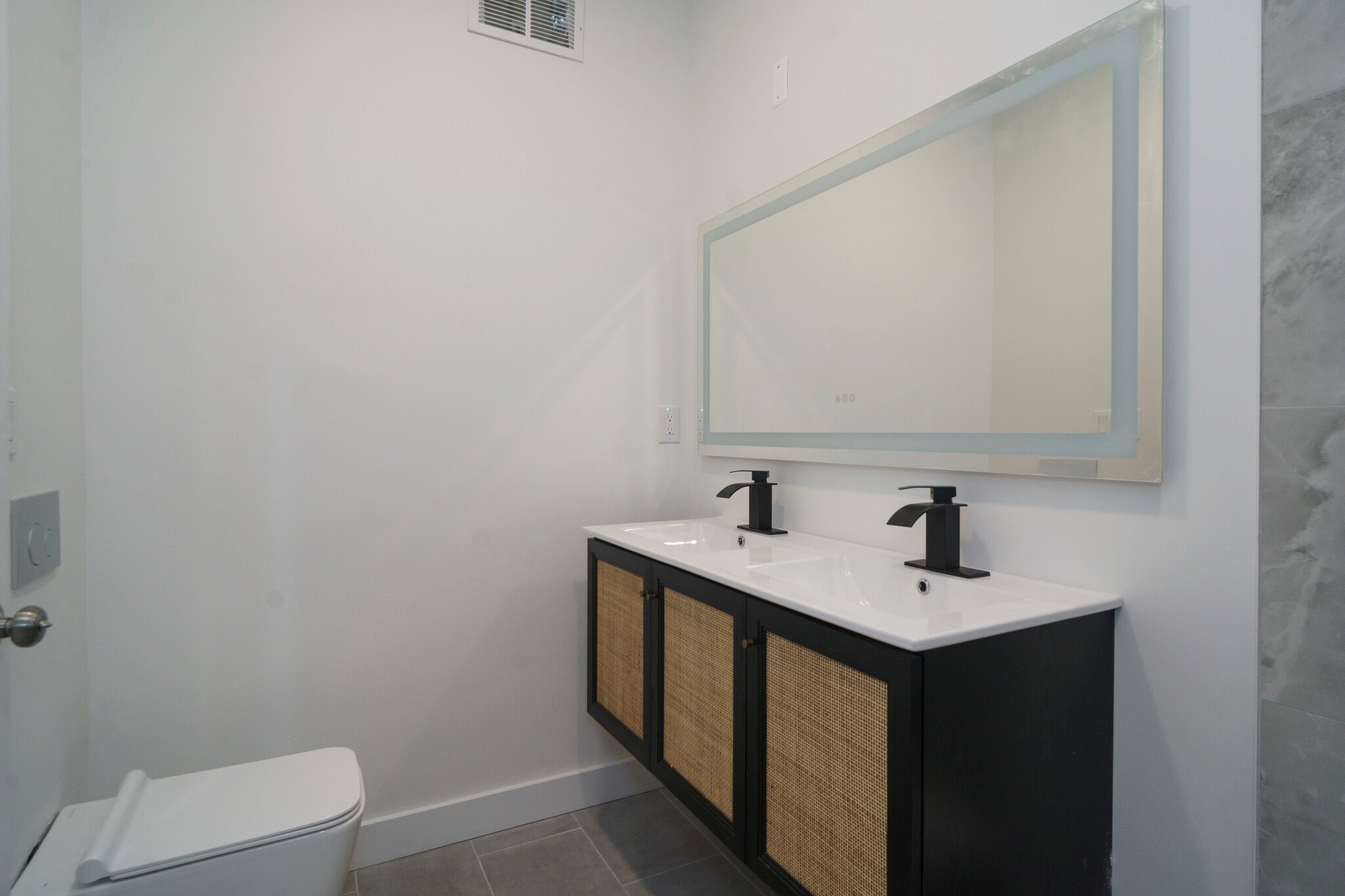 Double vanity - 1919 N 5th St