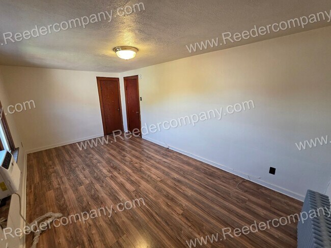 Building Photo - 3915 Catalpa St