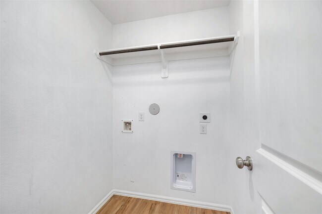 Building Photo - 1491 Twilight Grn Dr