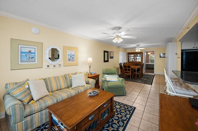 Building Photo - 4610 White Ave