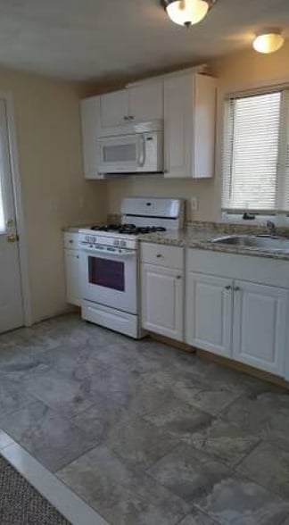 Building Photo - 33 Neponset St