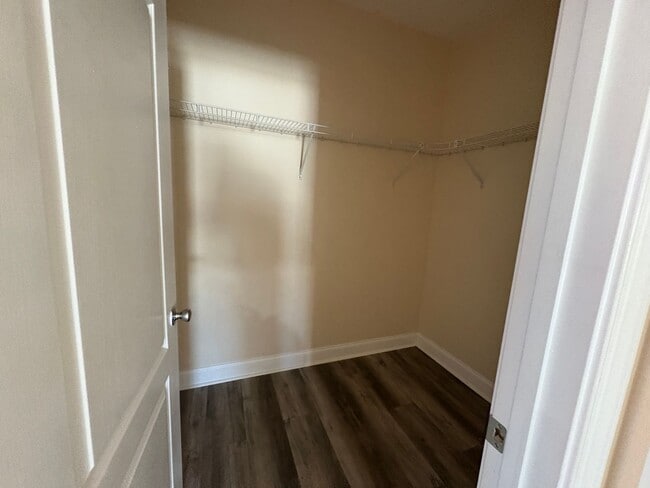 Building Photo - Available for the 2026-2027 leasing term