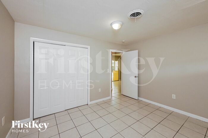 Building Photo - 2440 NW 68th Ave