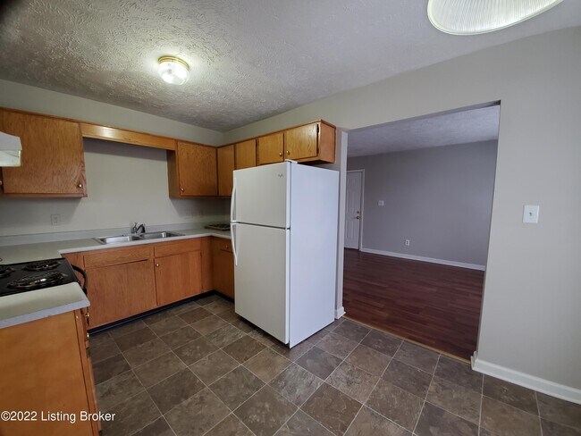 Building Photo - 1704 Stallings Ave