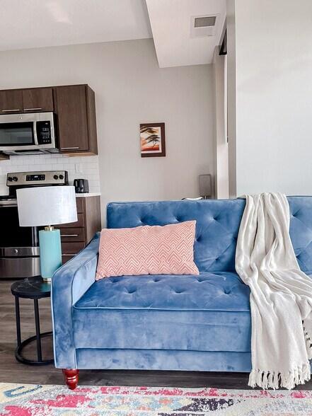 Building Photo - 1400 Walnut St