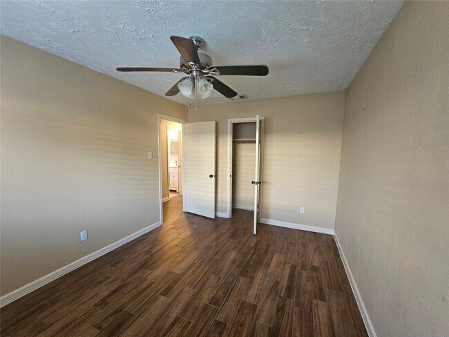 Building Photo - 22218 Spring Gate Dr