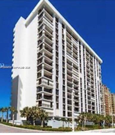 Building Photo - 1905 N Ocean Blvd
