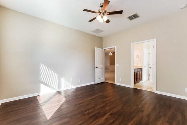 Building Photo - 1716 Hawksbill Ln