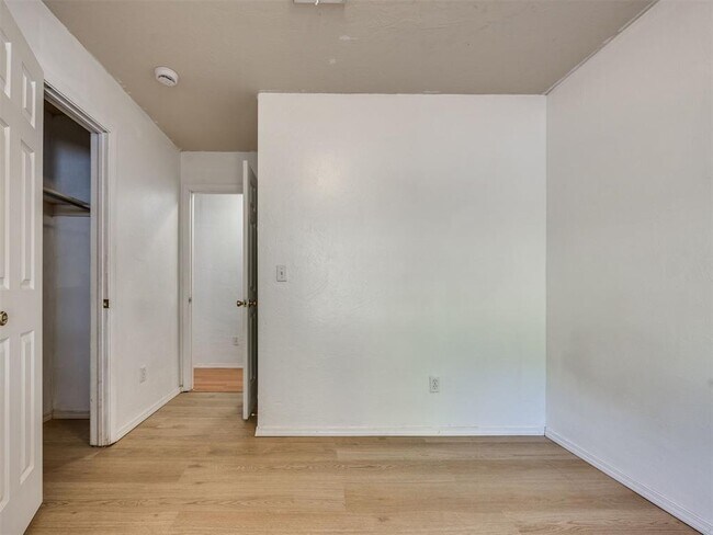 Building Photo - 4601 Tinker Rd