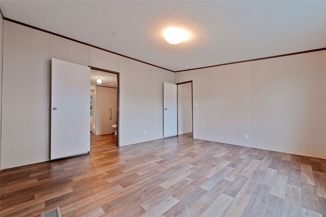 Building Photo - 1170 County Rd 603