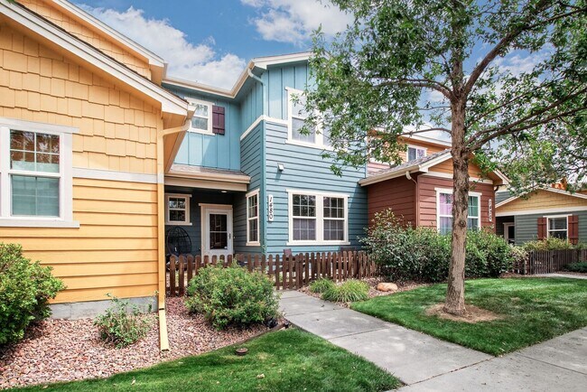 Building Photo - *Charming Gold Hill Mesa Townhome – 2 Bed ...