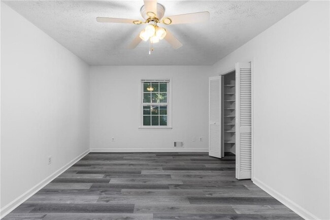 Building Photo - 1285 Coronada Dr