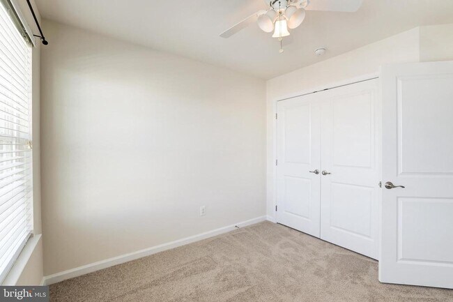 Building Photo - 25767 Double Bridle Terrace