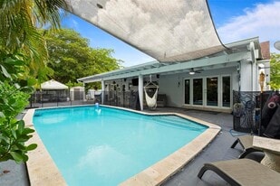 Building Photo - 13425 SW 91st Ter