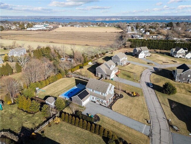 Building Photo - 24 Randolph Way