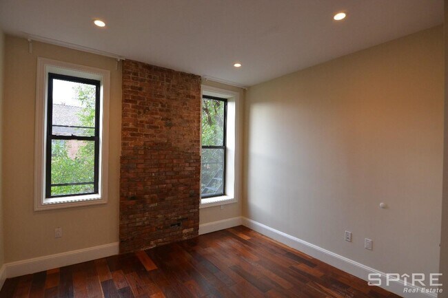 Building Photo - 46 New York Ave