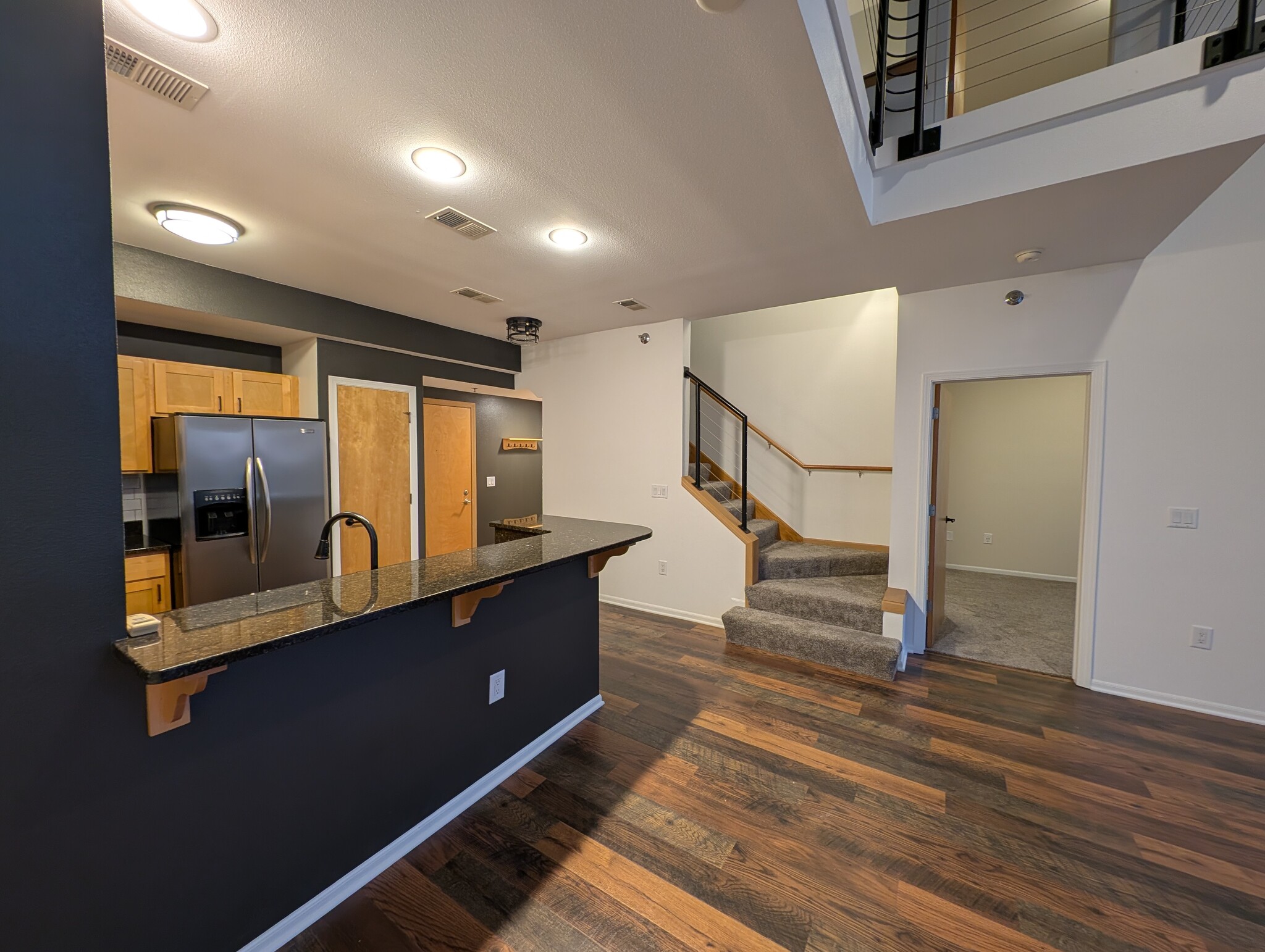 Building Photo - 2121 S Kinnickinnic Ave