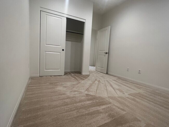 Building Photo - 2404 Sanabria Ln