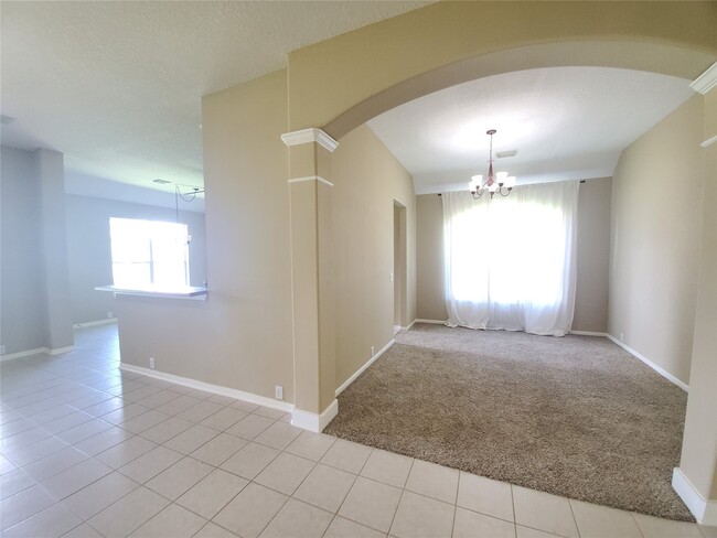 Building Photo - 7610 Broken Oak Ln