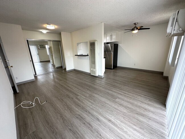 Interior Photo - sep373