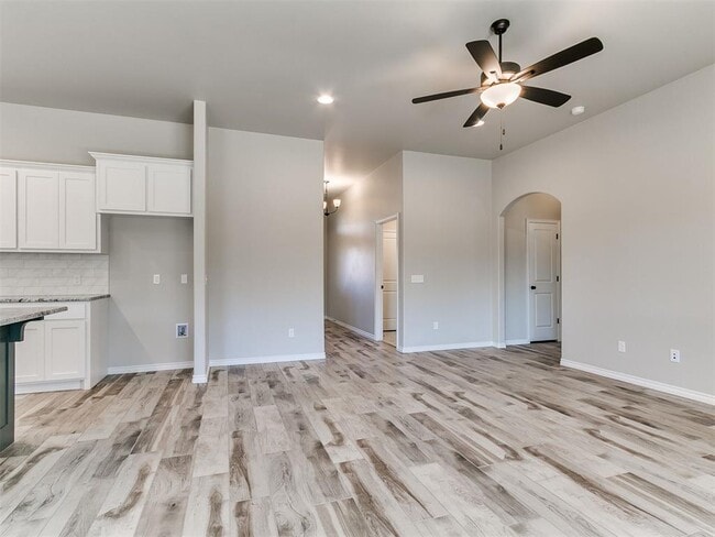 Building Photo - 12028 Rockbed Dr