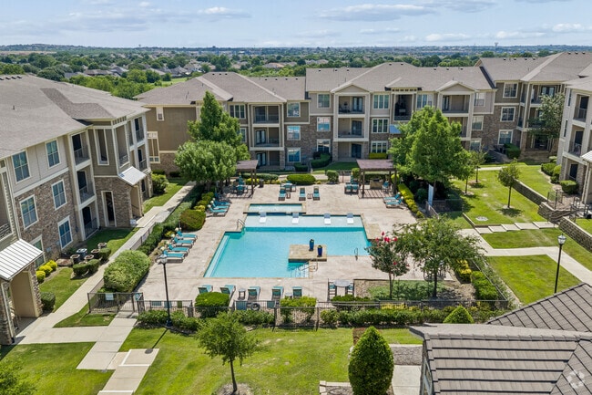 Building Photo - Riverside Villas Apartments