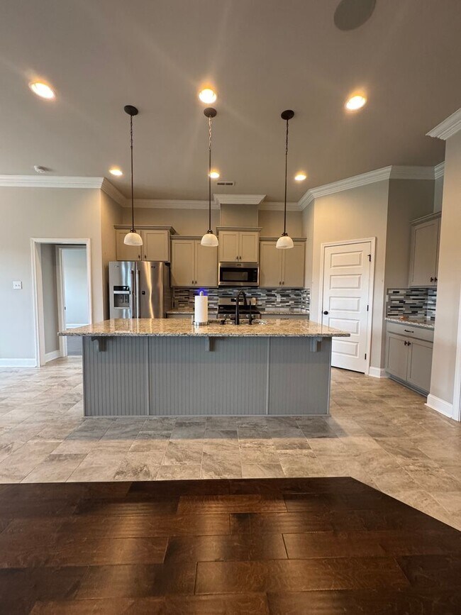 Building Photo - 234 Pumprock Dr