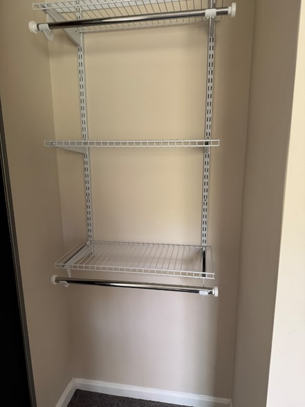 Building Photo - 5338 Anchor Ct