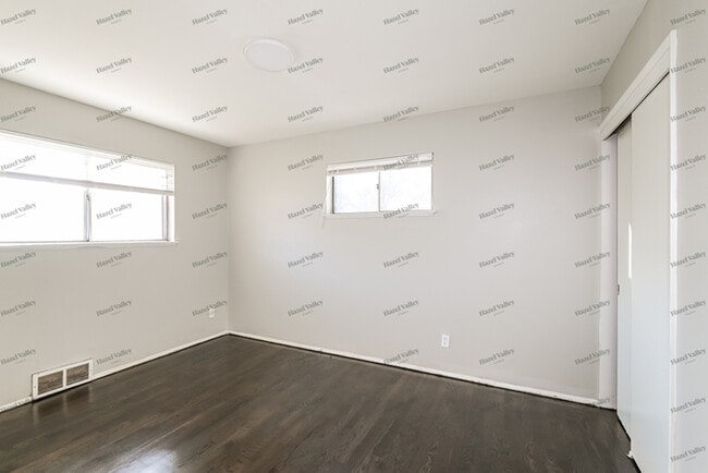 Building Photo - 1825 Clover Ln