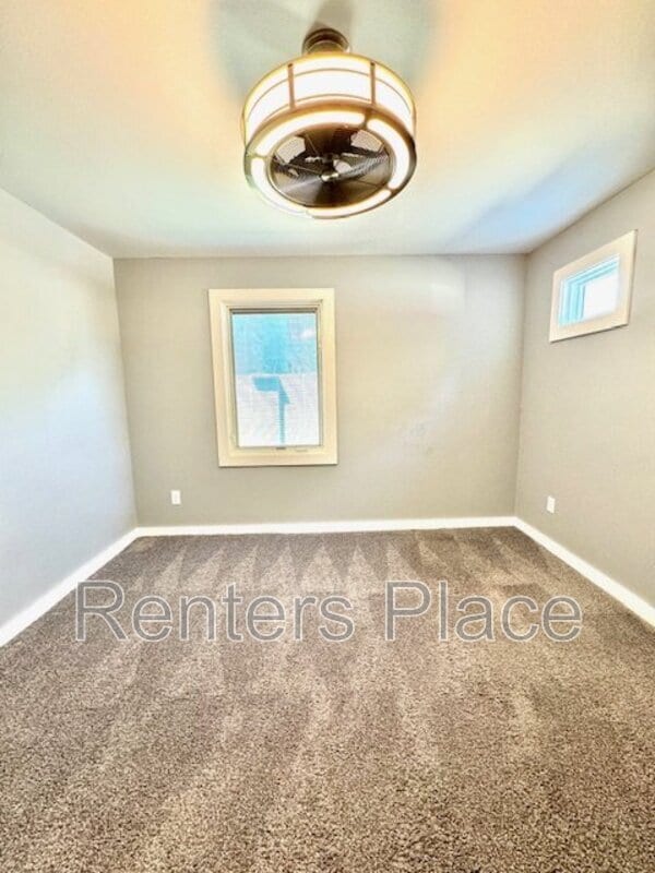 Building Photo - 807 S Trenton Ave