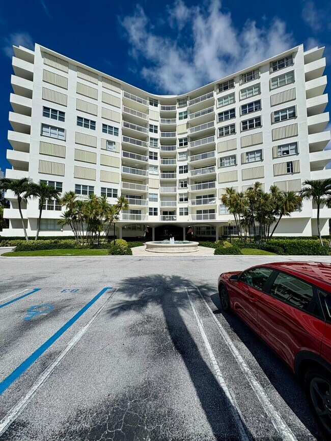 Building Photo - 2600 N Flagler Dr