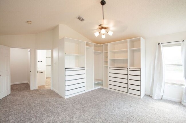 Building Photo - 8204 Tavaros Dr