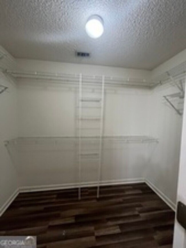 Building Photo - 128 Sapelo Dr
