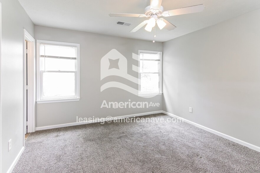 Building Photo - 1302 Sandusky Dr