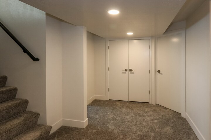 Building Photo - 8319 S Harrison Cir
