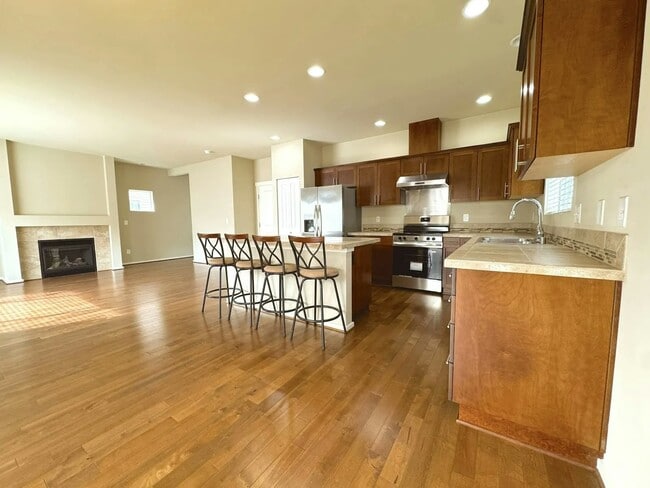 Building Photo - 1752 42nd St NE