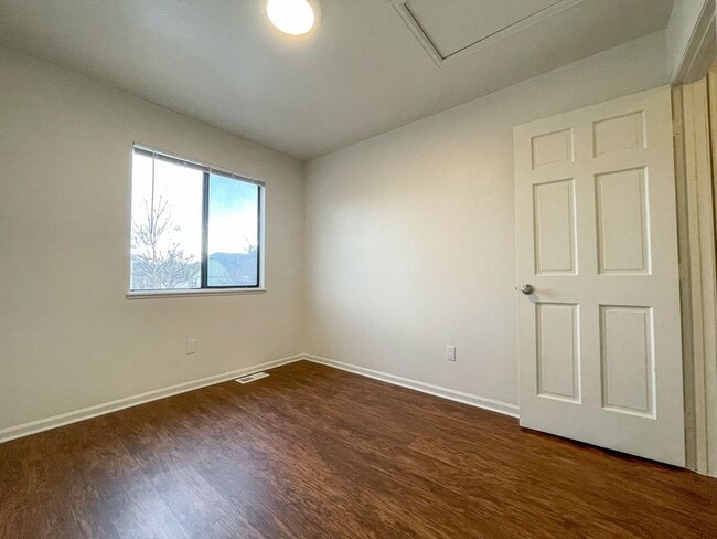 Building Photo - Renovated 3 bedroom 2 bathroom home in quiet Arvada neighborhood!