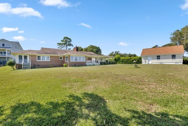 Building Photo - Fully Furnished Short Term Rental! Intercoastal Waterway!