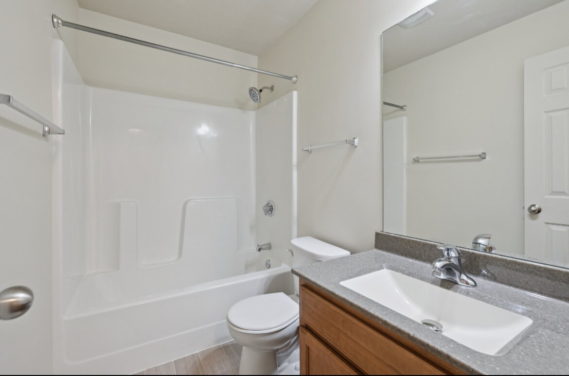 Building Photo - 8743 Remi Dr