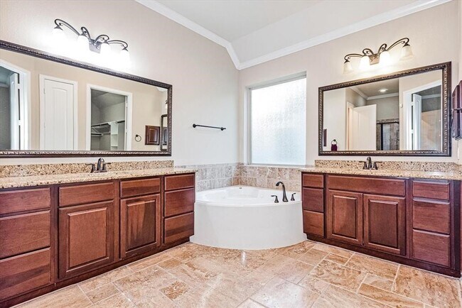 Building Photo - 6838 Adrienne Arbor Dr