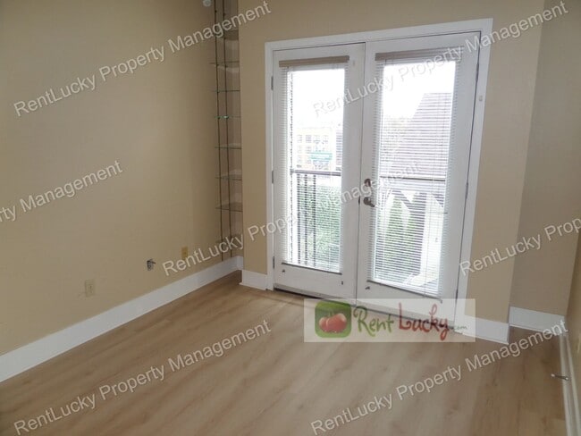 Building Photo - GREAT VIEWS! Lovely 2-Bedroom, 2 Bath Condo in Fantastic Fremont Area w/Garage Parking!!