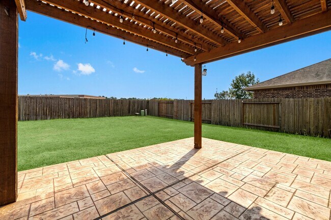 Building Photo - 28434 Lockeridge Creek Dr