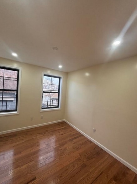 Building Photo - 107-59 Sutphin Blvd