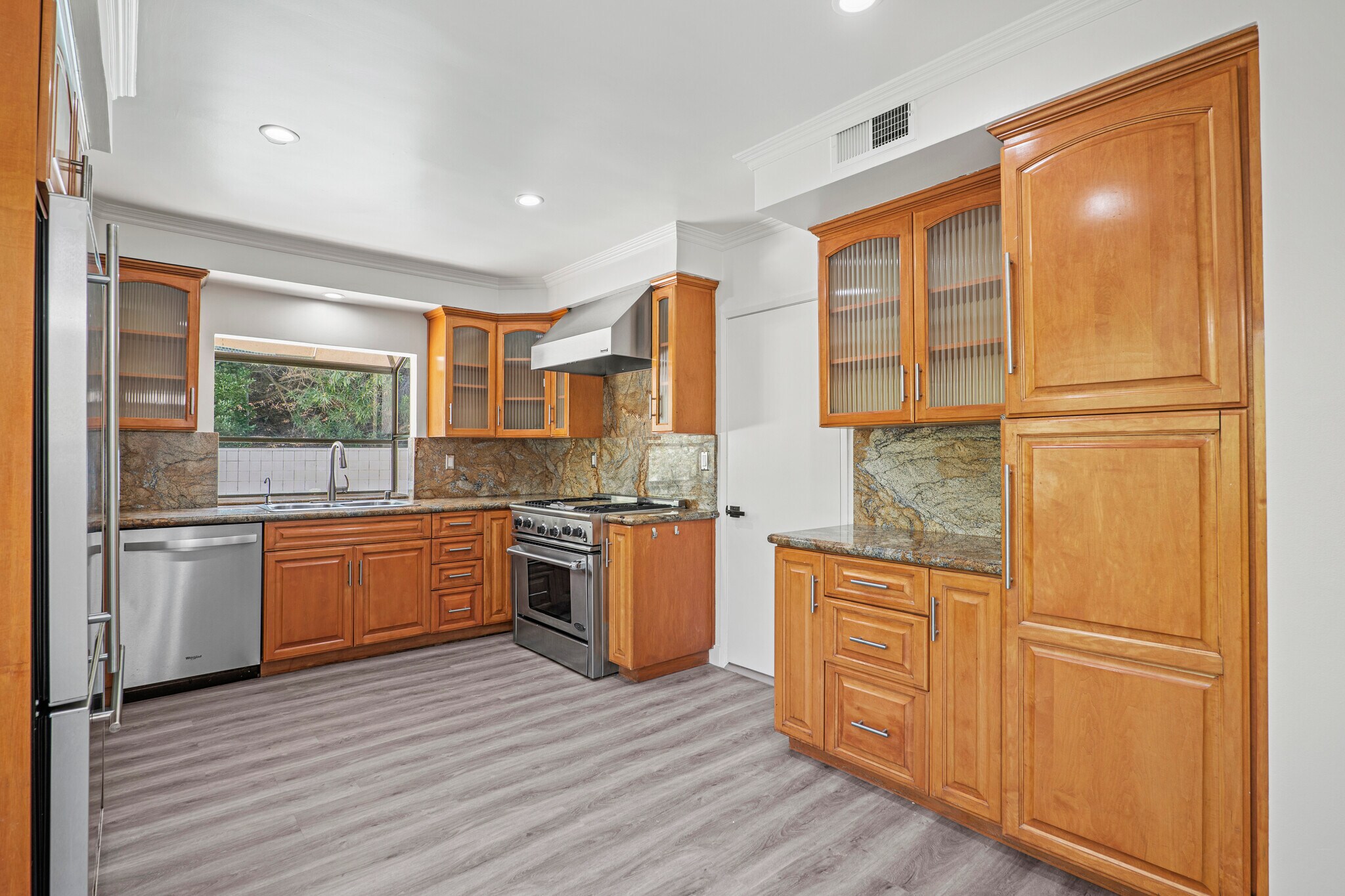 Building Photo - 3454 Green Vista Dr