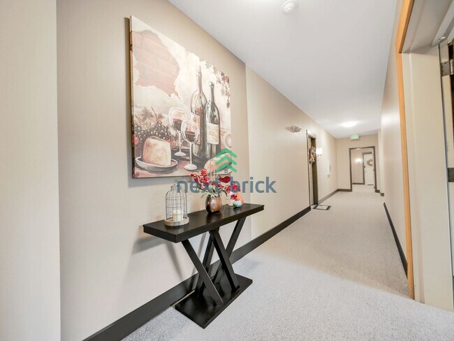 Building Photo - Beautiful 2 Bed 2 Bath for Rent with desig...