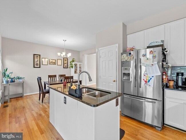 Building Photo - 20551 Ashley Terrace